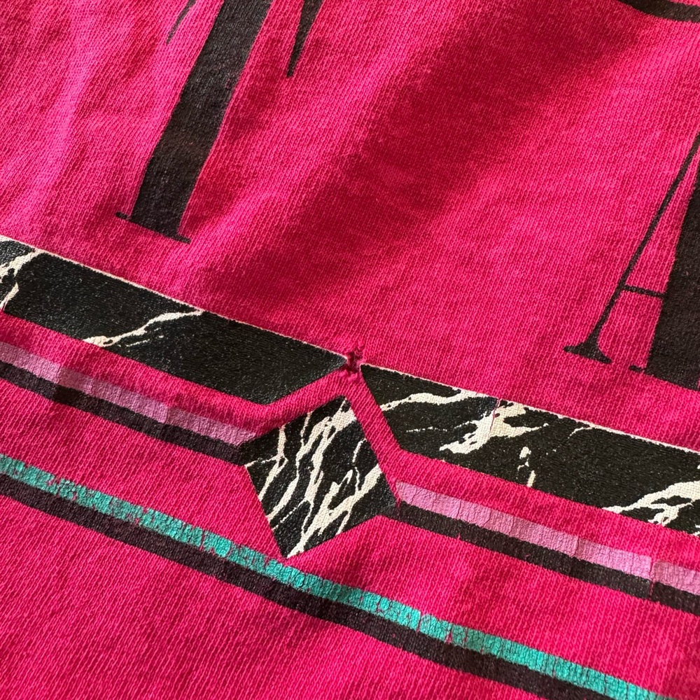 Jerzees Hot Pink Utah Graphic Women’s Tee - Picture 5 of 8
